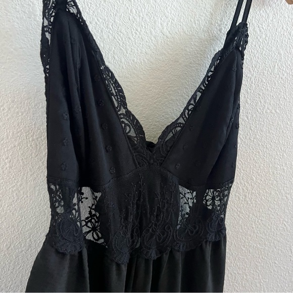 NWT Blashe Black Romper Lace Midriff Wide Leg Small - Picture 5 of 9